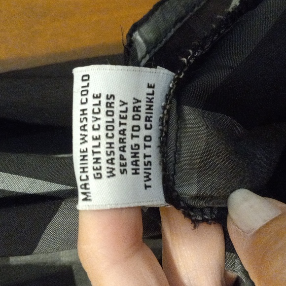 Blouse by Tulip - Picture 7 of 7